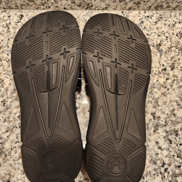 UA womens slides - Picture 3 of 3